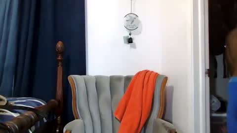 sdawg2xx online show from April 7, 2026, 1:06 am