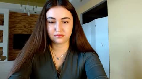 Elizabeth  online show from March 6, 2026, 8:55 am