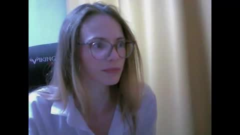 Snapshot of sea_dream chatting on September 27, 2025, 1:38 pm SEA Dream online show from September 27, 2025, 1:38 pm