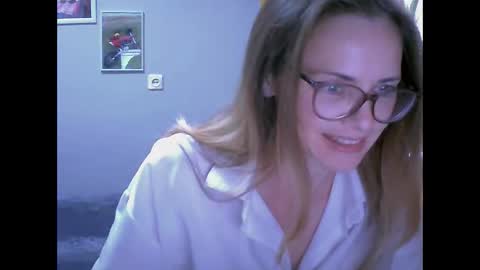 Snapshot of sea_dream chatting on November 13, 2025, 7:18 am SEA Dream online show from November 13, 2025, 7:18 am