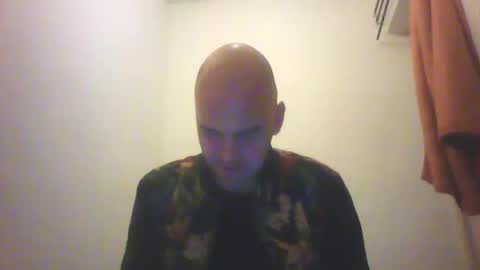 Snapshot of sean20775 chatting on October 8, 2025, 4:15 pm Sean online show from October 8, 2025, 4:15 pm