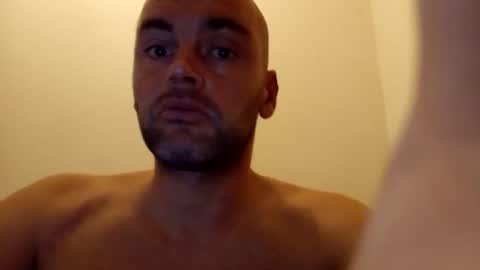 Snapshot of sean20775 chatting on October 20, 2025, 6:19 pm Sean online show from October 20, 2025, 6:19 pm