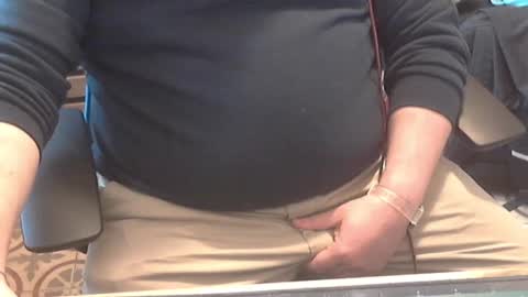 Snapshot of seathrough chatting on February 25, 2026, 8:46 am Falco J online show from February 25, 2026, 8:46 am