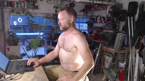 Seattlemanwhore online show from September 23, 2025, 2:20 pm