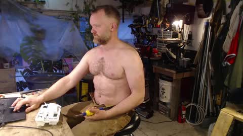 Seattlemanwhore online show from March 31, 2026, 2:28 pm