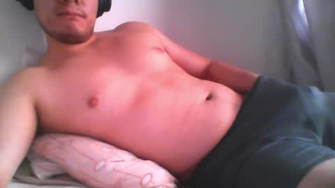 seb5759 online show from June 10, 2026, 9:46 pm