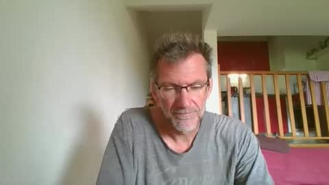 seb846894 online show from May 15, 2026, 10:22 am