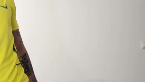 SEBASTIAN online show from December 3, 2025, 3:10 pm