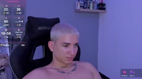 Snapshot of sebas__23 chatting on January 23, 2025, 2:12 am Sebastin online show from January 23, 2025, 2:12 am