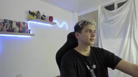 Snapshot of sebas__23 chatting on November 24, 2025, 5:40 am Sebastin online show from November 24, 2025, 5:40 am