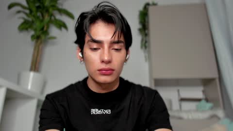 sebastian online show from January 30, 2025, 7:39 am