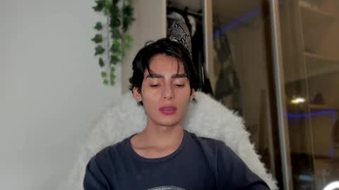 sebastian online show from March 8, 2025, 2:01 am