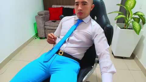 juan  sebastian online show from March 12, 2025, 6:11 pm