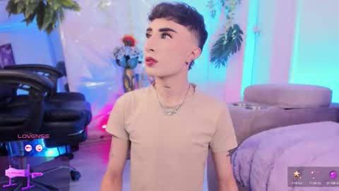 Snapshot of sebastianhilton chatting on February 15, 2026, 1:52 pm . INDEPENDENT MODEL online show from February 15, 2026, 1:52 pm