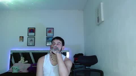 Snapshot of sebasxxl12 chatting on April 28, 2026, 7:35 am Sebas online show from April 28, 2026, 7:35 am
