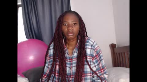 sebatrishaa online show from September 21, 2025, 5:53 am