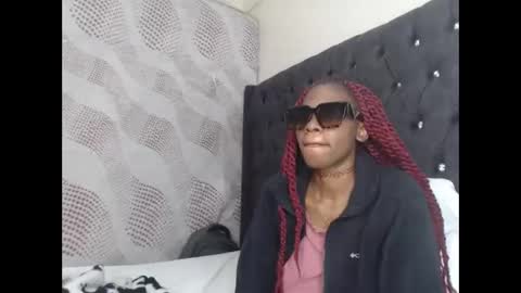 sebatrishaa online show from October 9, 2025, 6:39 pm