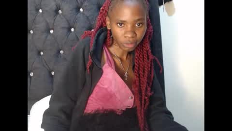 sebatrishaa online show from October 16, 2025, 12:11 am