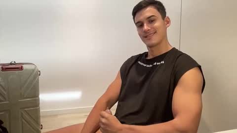 Snapshot of sebybeba chatting on May 21, 2026, 1:51 pm sebybeba online show from May 21, 2026, 1:51 pm