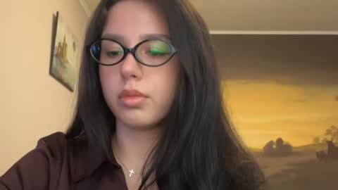 Snapshot of secret_vanilla_ chatting on May 20, 2026, 10:43 am secret_vanilla_ online show from May 20, 2026, 10:43 am