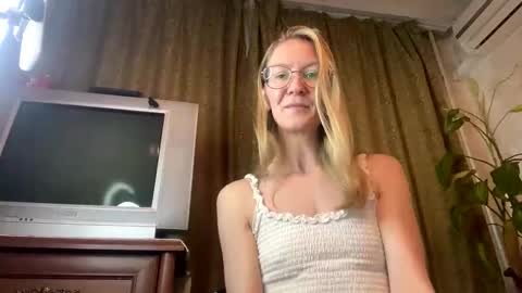 secretcandy222 online show from January 12, 2025, 9:08 am