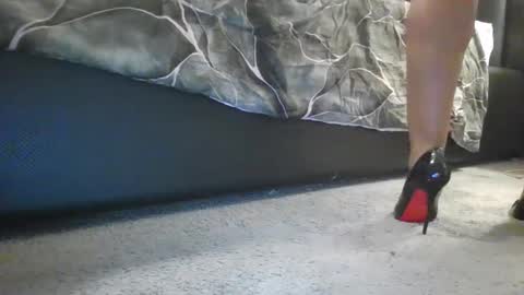 Snapshot of secretdesirecontent chatting on February 26, 2025, 8:26 am Priceless Domme online show from February 26, 2025, 8:26 am