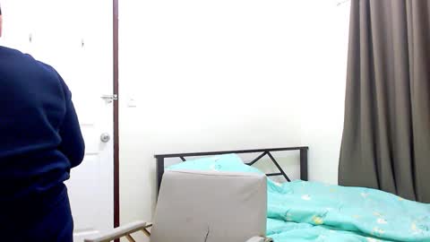 Snapshot of secretlover010101 chatting on December 4, 2024, 3:32 pm MILAN online show from December 4, 2024, 3:32 pm