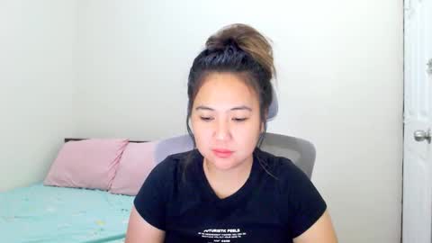 Snapshot of secretlover010101 chatting on March 3, 2025, 2:36 am MILAN online show from March 3, 2025, 2:36 am