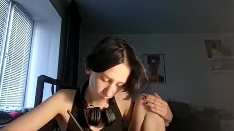 secrettt_poison online show from June 10, 2026, 12:15 pm