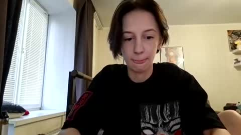 secrettt_poison online show from June 21, 2026, 3:14 pm