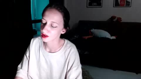 secrettt_poison online show from July 17, 2026, 4:01 pm