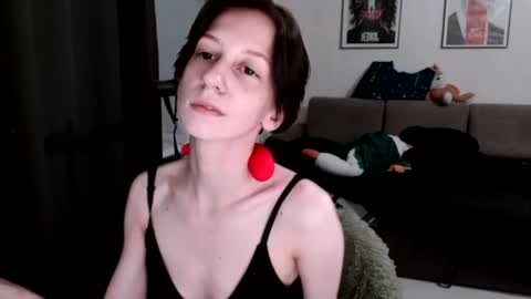 secrettt_poison online show from July 28, 2026, 6:20 pm