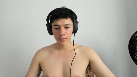 Sebas online show from June 15, 2026, 6:43 pm