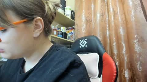 Snapshot of seductive_she_wolf chatting on April 20, 2026, 6:53 pm seductive_she_wolf online show from April 20, 2026, 6:53 pm