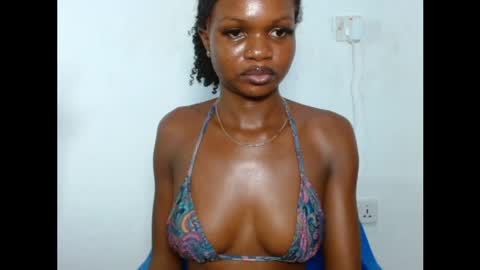 seductive_sugar247 online show from April 22, 2026, 5:32 am