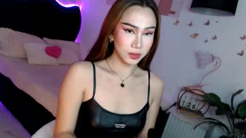 Vanessa online show from April 26, 2026, 11:41 am