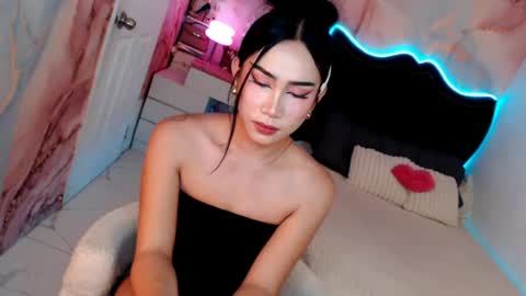 Snapshot of seductive_vana chatting on July 29, 2026, 5:44 pm Vanessa online show from July 29, 2026, 5:44 pm
