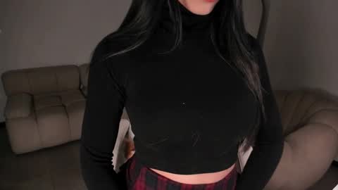 Snapshot of seductivelvet chatting on October 18, 2025, 2:47 am Arihana online show from October 18, 2025, 2:47 am