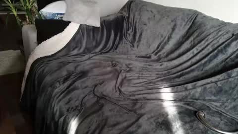 seeme1923 online show from February 10, 2025, 12:08 pm