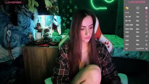 Snapshot of selby_paine chatting on April 24, 2026, 1:30 am Selby online show from April 24, 2026, 1:30 am