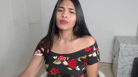 seleena__ online show from March 5, 2025, 4:24 am