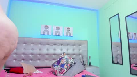 Snapshot of selena_castillo chatting on January 16, 2025, 11:15 am Selena online show from January 16, 2025, 11:15 am