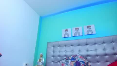 Snapshot of selena_castillo chatting on March 11, 2025, 10:40 am Selena online show from March 11, 2025, 10:40 am