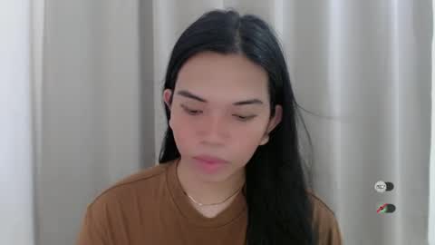 Selena online show from January 9, 2025, 1:29 am