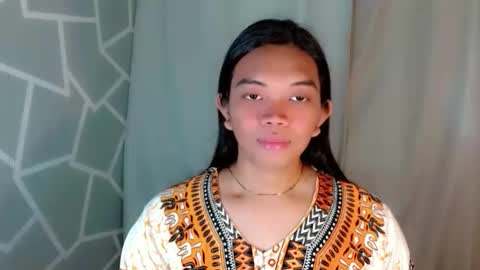 Selena online show from March 12, 2026, 1:23 am