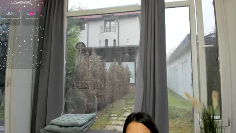 Snapshot of selena_reeves chatting on January 31, 2025, 10:20 am Selena online show from January 31, 2025, 10:20 am