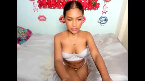 selena_sexi1 online show from September 11, 2025, 2:06 pm