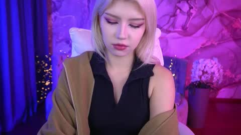 Snapshot of selenairis chatting on October 11, 2025, 7:40 am selenairis online show from October 11, 2025, 7:40 am