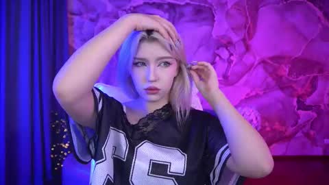 Snapshot of selenairis chatting on October 17, 2025, 7:33 am selenairis online show from October 17, 2025, 7:33 am