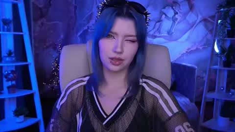 selenairis online show from February 26, 2026, 11:15 pm